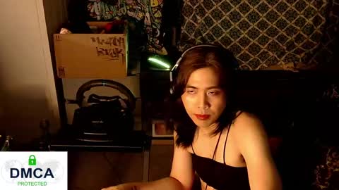 Snapshot of tashakai chatting on 12.24.24 TashaKai online show from 12.24.24