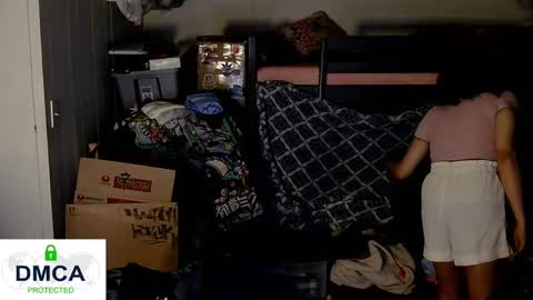 Snapshot of tashakai chatting on 01.03.25 TashaKai online show from 01.03.25