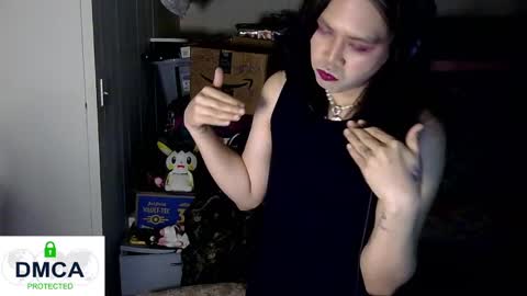 Snapshot of tashakai chatting on 01.29.25 TashaKai online show from 01.29.25