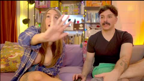 Vivian  Clark online show from 03.07.25