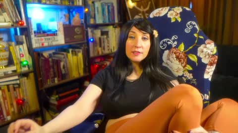 Vivian  Clark online show from 10.06.25