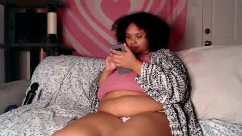 Tastee Kitty online show from 10.07.25