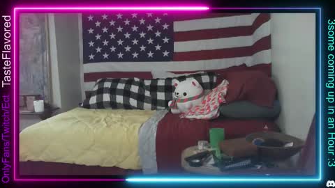 Snapshot of tasteflavored_femboy chatting on 01.25.25 Taste online show from 01.25.25