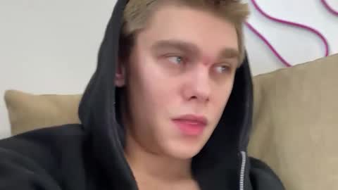 tasteithorny online show from 03.10.25