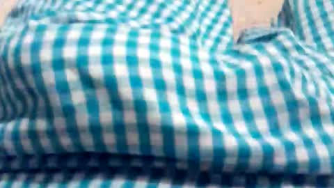 Snapshot of tastemez chatting on 12.01.25 tastemez online show from 12.01.25