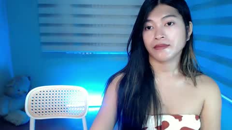 Snapshot of tasteofinnocent69 chatting on 01.21.25 online show from 01.21.25