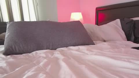 Snapshot of tasty_tomato chatting on 11.07.25 RHEA pronanciation like Reya online show from 11.07.25