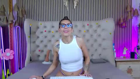 Snapshot of tastypatricia chatting on 05.18.26 TastyPatricia online show from 05.18.26