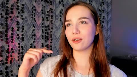 Snapshot of tate_angel chatting on 12.14.24 Tate online show from 12.14.24