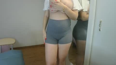 tateisblonde online show from 03.26.26