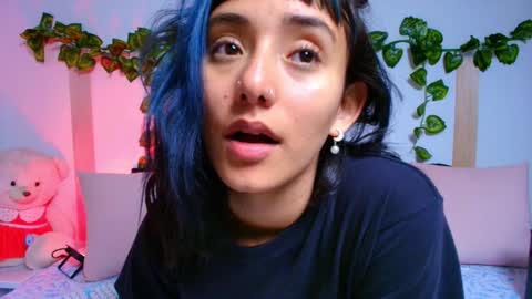 Snapshot of tati_cardenas chatting on 10.02.25 AME online show from 10.02.25
