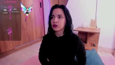 Tatiana SC online show from 10.25.25