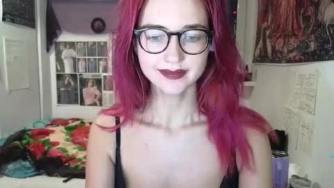 Snapshot of tatianaromanova chatting on 12.02.25 Tatiana online show from 12.02.25