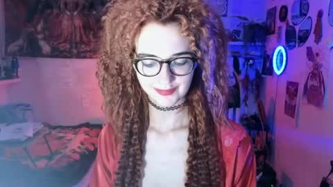 Snapshot of tatianaromanova chatting on 04.12.26 Tatiana online show from 04.12.26