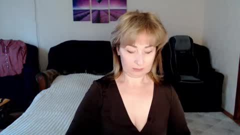 Snapshot of tattease chatting on 05.08.26 Tattease online show from 05.08.26