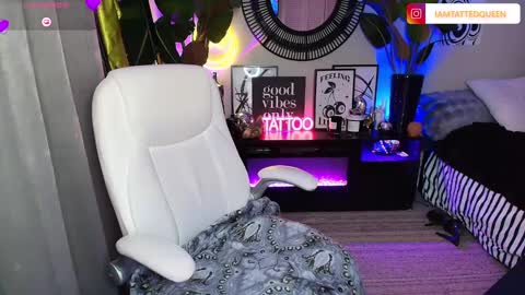 Snapshot of tatted_vixen chatting on 01.20.25 Tatted Queen online show from 01.20.25