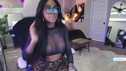 Tatted Queen online show from 03.23.26
