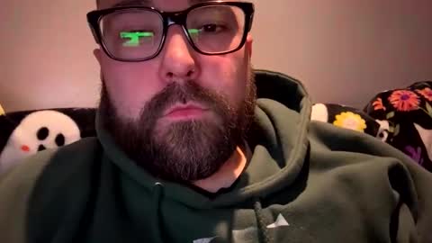 Snapshot of tattedcouple_777 chatting on 12.30.24 MrMrs online show from 12.30.24