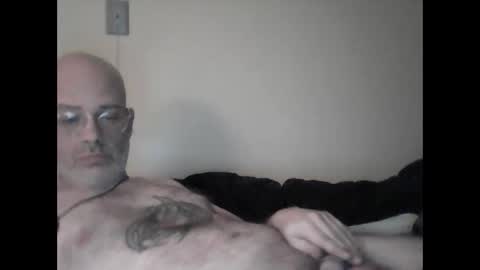 Snapshot of tattedpanther chatting on 03.04.25 tattedpanther online show from 03.04.25