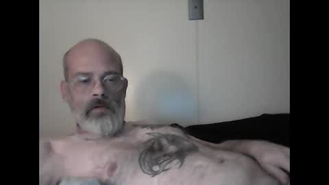 Snapshot of tattedpanther chatting on 10.16.25 tattedpanther online show from 10.16.25