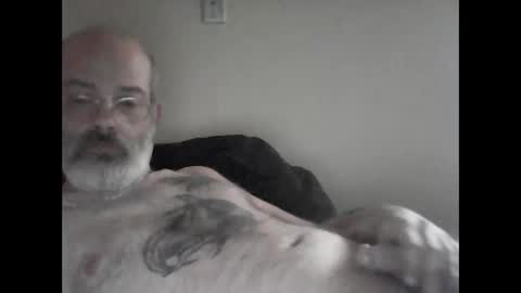 Snapshot of tattedpanther chatting on 11.19.25 tattedpanther online show from 11.19.25