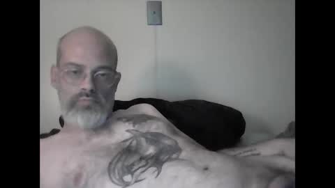 Snapshot of tattedpanther chatting on 12.02.25 tattedpanther online show from 12.02.25
