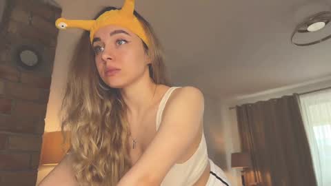 Snapshot of tatti_1 chatting on 12.03.24 Tata online show from 12.03.24