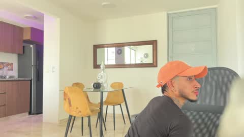 Jonathan  Juan online show from 12.16.24