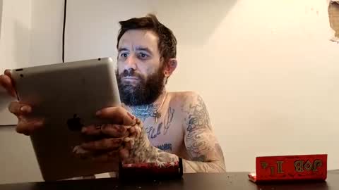 Snapshot of tattoo3333 chatting on 09.25.25 tattoo3333 online show from 09.25.25