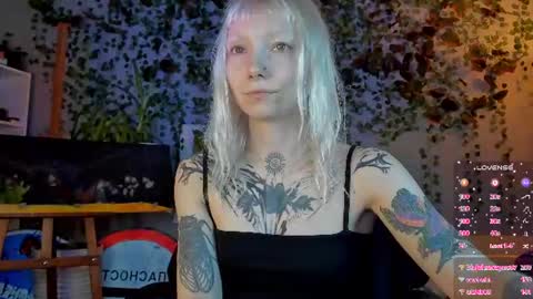 Snapshot of tattoo_artbaby chatting on 07.23.26 tattoo_artbaby online show from 07.23.26