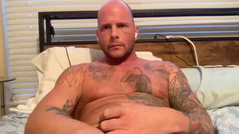 Snapshot of tattooman5555 chatting on 09.08.25 Tattooman online show from 09.08.25