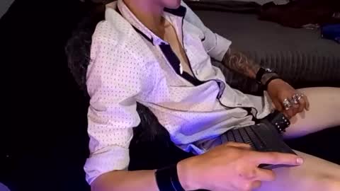 Jean pool online show from 02.22.26