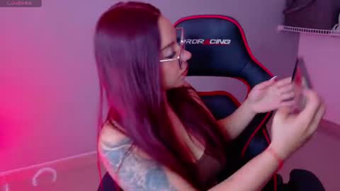 Snapshot of tattusamy chatting on 06.24.26 samy tattu online show from 06.24.26