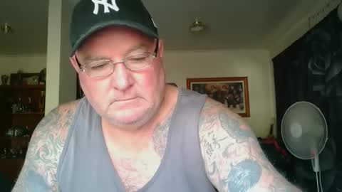 Snapshot of tattzsexy chatting on 02.26.26 tattzsexy online show from 02.26.26
