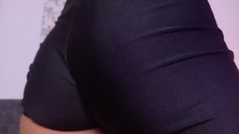 Taty Miller online show from 04.17.26