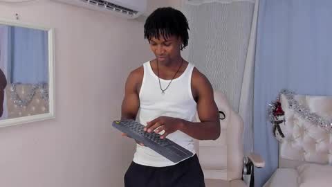 tau_montes online show from 11.19.25