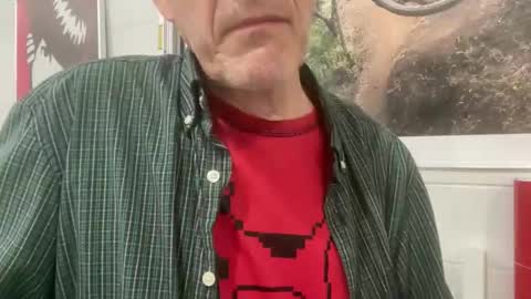 Snapshot of tauromolo chatting on 10.29.25 tauromolo online show from 10.29.25