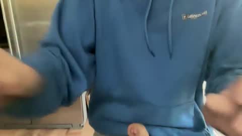 Snapshot of tauromolo chatting on 02.04.26 tauromolo online show from 02.04.26