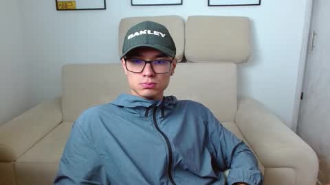 Snapshot of taurus4k chatting on 01.23.25 taurus4k online show from 01.23.25