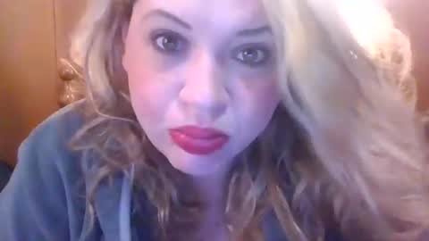 Taurus79007 online show from 10.28.25