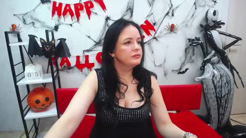 TayaBoret online show from 11.05.25