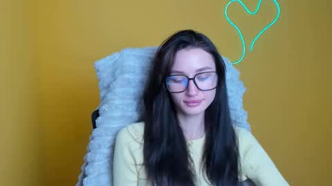 Taya online show from 12.04.25