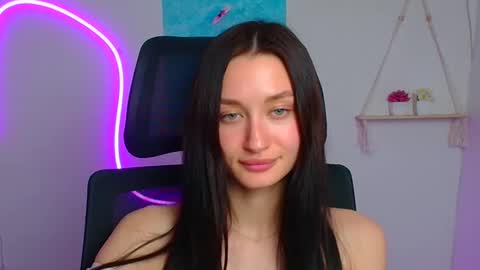 Taya online show from 04.10.26