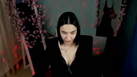 Tayla online show from 12.21.25