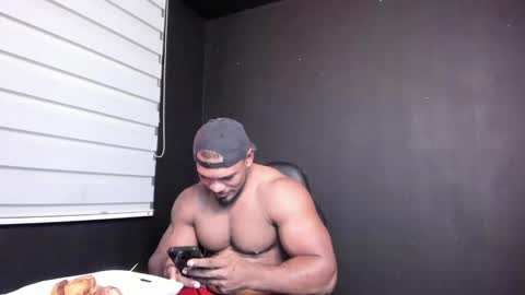 Snapshot of tayler_waka chatting on 01.23.25 Tyler online show from 01.23.25