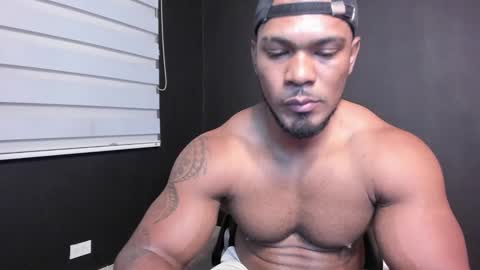 Snapshot of tayler_waka chatting on 01.25.25 Tyler online show from 01.25.25