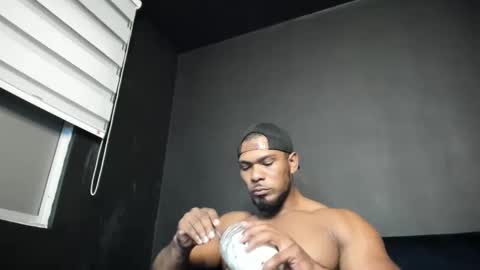 Snapshot of tayler_waka chatting on 02.20.25 Tyler online show from 02.20.25