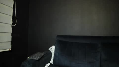 Snapshot of tayler_waka chatting on 03.04.25 Tyler online show from 03.04.25