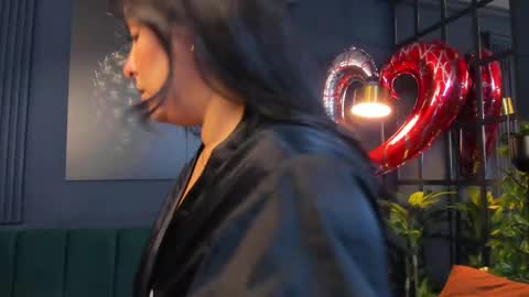 Taylor Bennet online show from 02.27.25