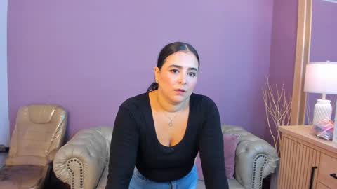 Taylor Bennet online show from 09.15.25